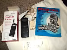 RadioShack Handheld trucking Scanner PRO-75 + Vintage Police Call Radio Guide