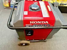 Honda EU3000IS 3000W 120V Super Quiet Portable Inverter Generator