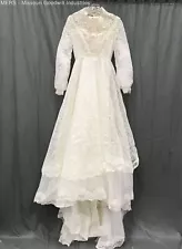 Vintage Long Sleeve Beaded Lace White Wedding Dress