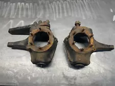 1973-1980 CHEVROLET / GMC DANA 44 FLAT TOP KNUCKLE SET - HEAVY DUTY STEERING