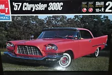 1/25 Amt 1957 Chrysler 300C detail model Car Factory Sealed #30046