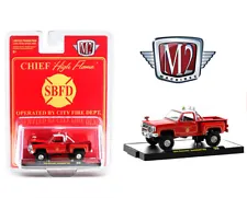 M2 1:64 1976 CHEVROLET SCOTTSDALE 4x4 PICKUP TRUCK FIRE CHIEF SBFD 31500-HS23