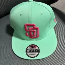 Mens San Diego Padres New City Connect MLB 9FIFTY Adjustable Cap Snapback Hat