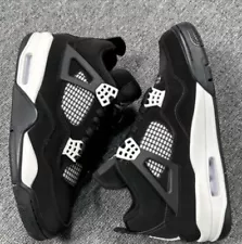 Size 9.5 - Jordan 4 Retro Mid White Oreo