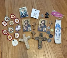 VINTAGE LOT OF CHRISTIAN RELIGIOUS CROSSES PENDANTS Jewelry Catholic Art Coins