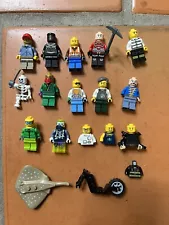 LEGO People Lot 15 Minifig Mini figures Chest Torso Head Legs Hair Toys Read