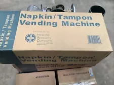 Hospital Specialty Napkin/Tampon Vending Machine D1-25