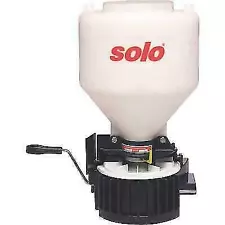 Solo 421-S 20 Lb Portable Chest-Mount Spreader