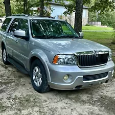 2004 Lincoln Navigator