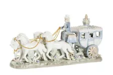 Carousel with 4 horses and figurines