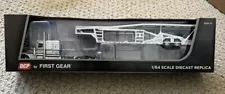 DCP 1/64 Peterbuilt 389 w/ Miller Industries Car Hauler Trailer