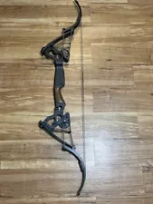 Rare Mint Oneida Eagle Talon Right Hand Hunting Bow 30-50 Lbs SLF Short Draw