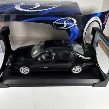 MAISTO - 2004 CHEVROLET IMPALA SS - 1/18