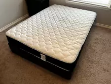 Mattress full size (brand Denver)