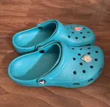 Crocs Classic Womens Clogs Turquoise Teal With Frozen Anna & Elsa Charms M8 W10