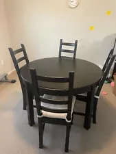 Four seater dining table, perfect for apartments