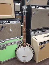 1994 Deering Boston Banjo 5 String With Hard Case