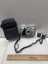 Olympus Superzoom 115 35mm Film Camera Quartzdate Zoom Lens 38-115mm w/ Case