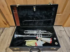 Trumpet Getzen Eterna Doc Severinsen with Case, Acessories, music 1970's