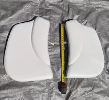 2008 Larson 180 Sport Bow Cushions White