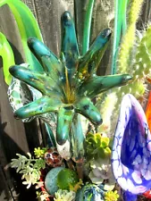 Hand Blown Glass Garden Flower Sculpture Stake Fountainhead Gorgeous Iridescrent