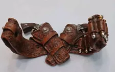 Decorative Gun and Holster Wall Hanging-Realistic Replica for Home Display ***