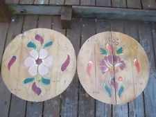 2 VTG Hand Painted Folding Wood Decorative Round 17" Tables D side Table