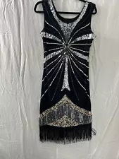 1920s Style Flapper Gatsby Dress Gold Silver Sequin Fringe Sleeveless Round Neck