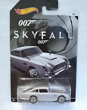 Hot Wheels Aston Martin 1963 DB5 #4 Skyfall 007 For Sale