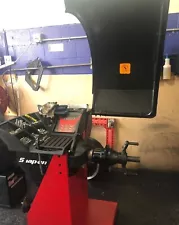 snap on tire balancer machine.Like New