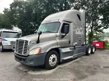 2016 Freightliner Cascadia T/A Sleeper Truck Tractor Detroit DD15 A/T bidadoo