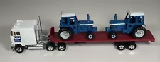 Ertl 1/64 Ford CL-9000 Semi Flatbed W Ford TW-20 Tractors Trucks Of The World