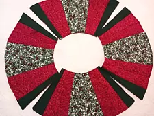 Set 4 Patchwork Christmas Holiday Place Mats for Round Table Red Green Homemade