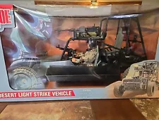 G.I. Joe 1/6 DESERT LIGHT STRIKE VEHICLE & Exclusive Soldier Chenowth Dune Buggy