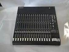 Mackie 1604-VLZ Pro 16-Channel Mic/Line Mixer Console (D1185B)