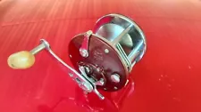 Nice Vintage Penn Peer #309 fishing Reel