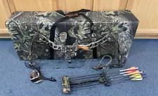 Mathews Switchback XT 28" 70# Compound Bow w/ Lakewood Case Free Shipping