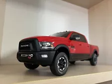 1/18 GT SPIRIT 2017 DODGE RAM 2500 POWER WAGON