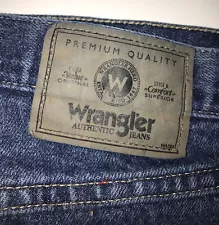 Wrangler Jeans 32x34 Premium Denim Relaxed Seat Straight Leg opening 5 star NOS