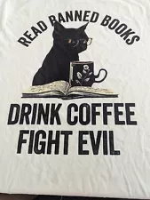 Funny T-shirt Read Banned Books, Fight Evil