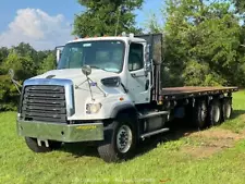 2015 Freightliner 114 SD 24’ Steel Flatbed Delivery Truck Piggy Back bidadoo