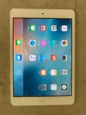 Apple iPad mini Model A1432 1st Gen 16 gb White/Silver