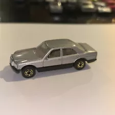 Hot Wheels Mercedes-Benz 380 SEL Silver/Black Vintage 1981 Diecast Car Gold Rims