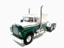 DCP FIRST GEAR 1/64 SCALE R MODEL MACK FLAT TOP SLEEPER, WHITE & GREEN