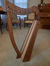 New ListingRoosebeck 19 String Celtic Lap Harp