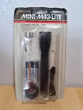 BRAND NEW Vintage Mini-Maglite M2A013 Flashlight USA