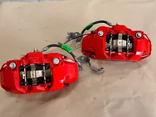 2024 Ford Mustang GT Rear Brake Calipers Pair 4 Piston Red Brembo OEM