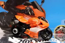 2016 Hot Wheels #131 HW Moto Ducati 1199 Superleggera orange