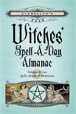 Llewellyn's 2025 Witches' Spell-A-Day Almanac (Paperback or Softback)