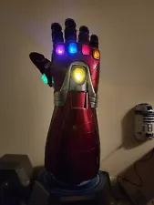 Hot Toys Avengers: Endgame Nano Gauntlet Life-Size Collectible Replica Iron Man